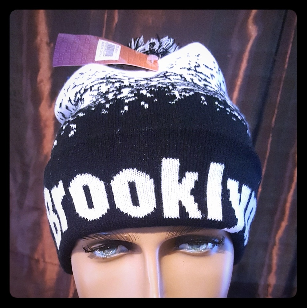 Unisex Winter Hat. New no tag
